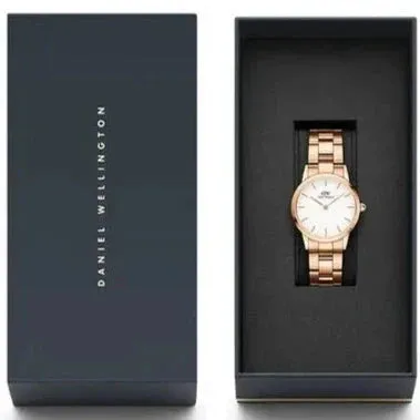 Daniel Wellington Iconic Link Ladies Rose Gold Watch DW00600213