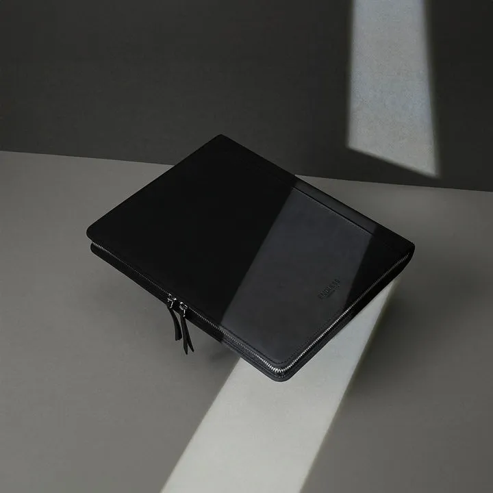 Endless Folio A4 in Black Leather