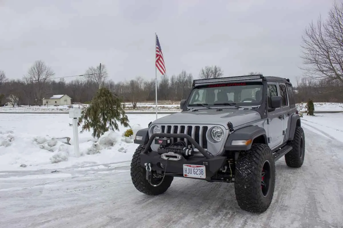 Fishbone Offroad Windshield Light Bracket Jeep Gladiator GT (20-23) Black Textured Powder Coat