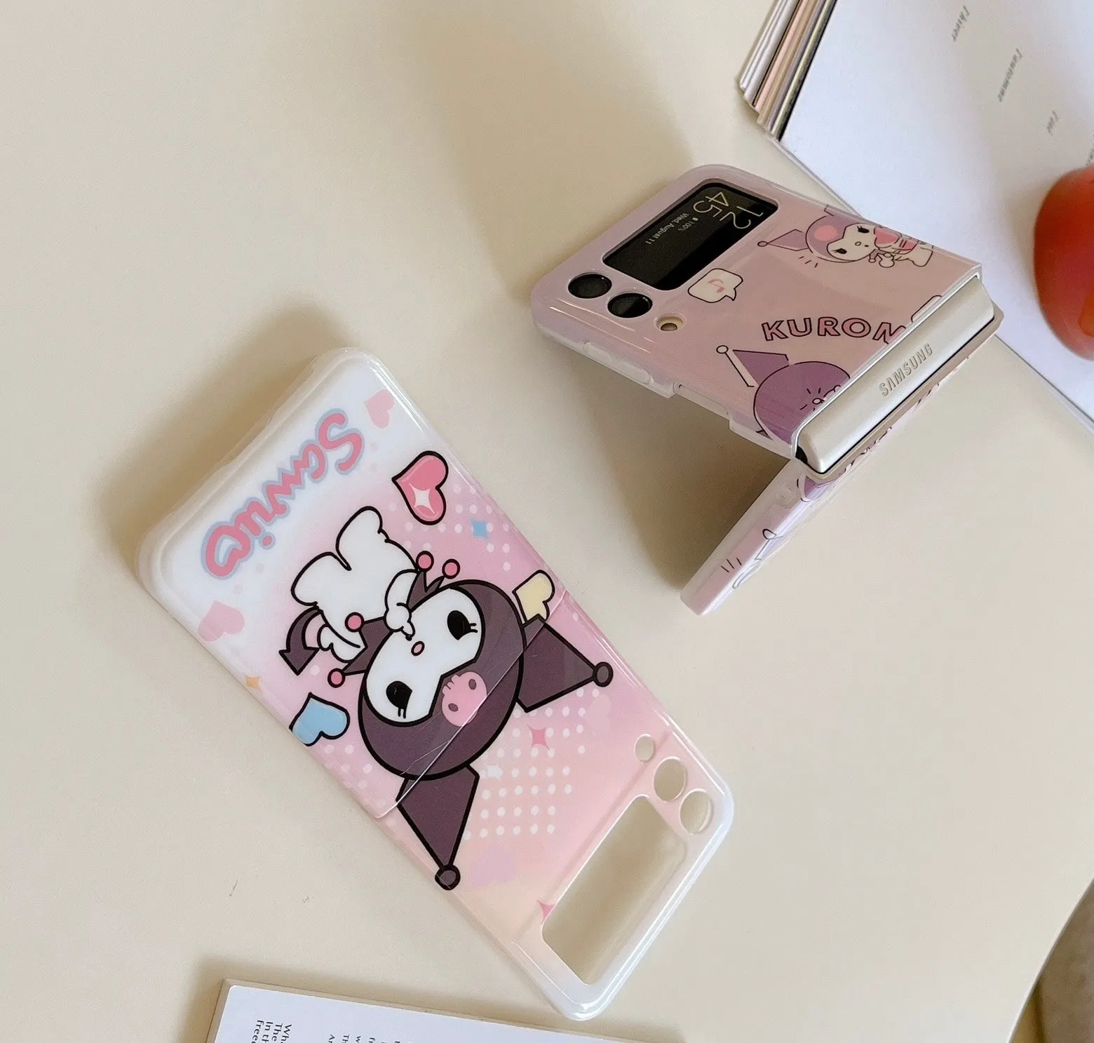 Japanese Cartoon | Kuromi with Hearts Travelling - Phone Case Samsung Galaxy Z Flip 3 4 W23 Filp