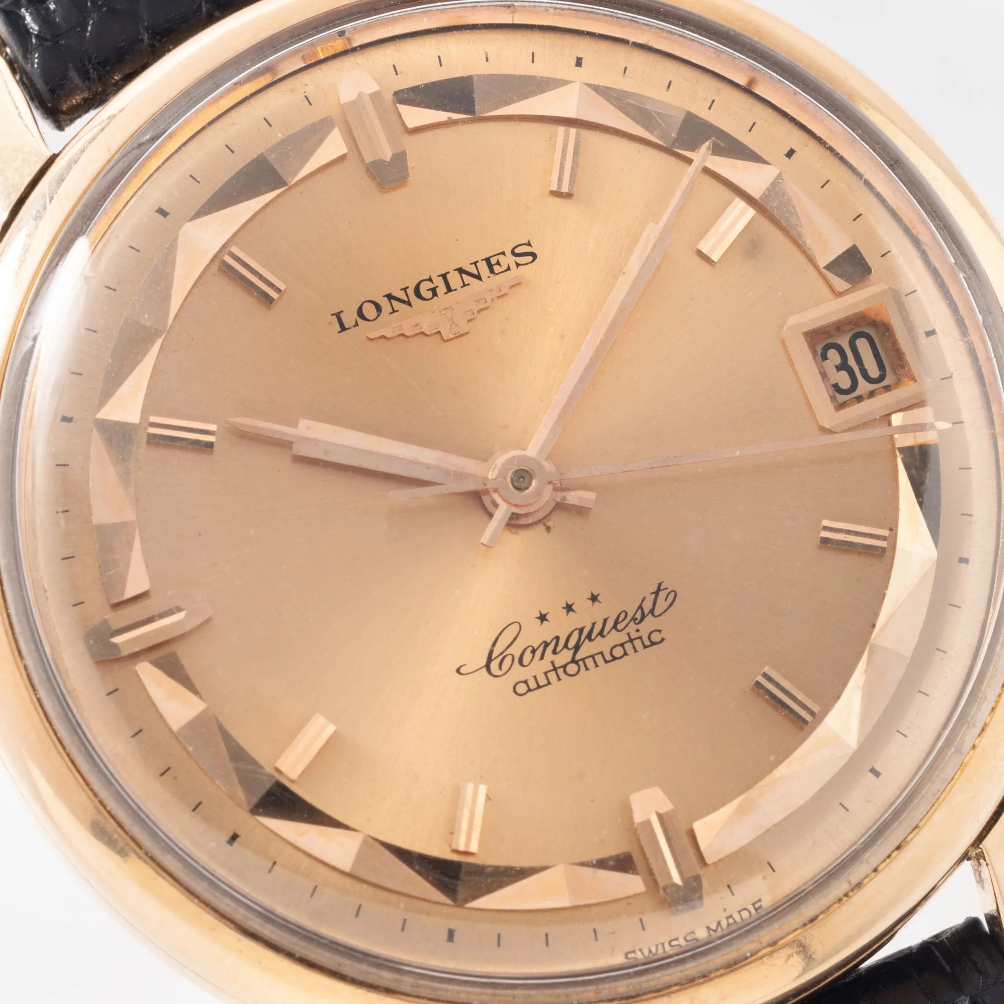 Longines Conquest "Deluxe" Dial Dress Watch in 18k Rose Gold ref. 9025/18