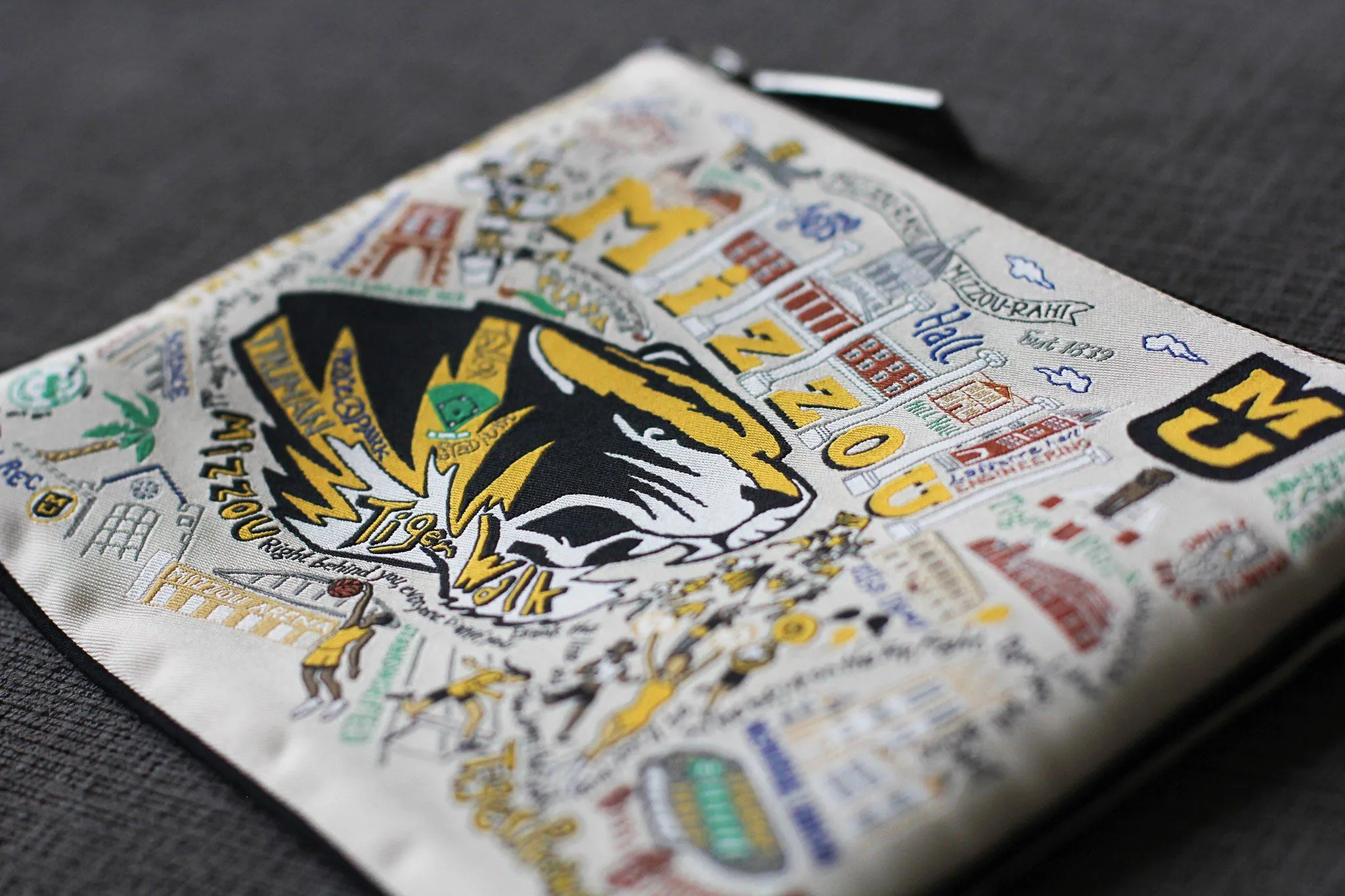 Missouri, University of (Mizzou) Collegiate Zip Pouch