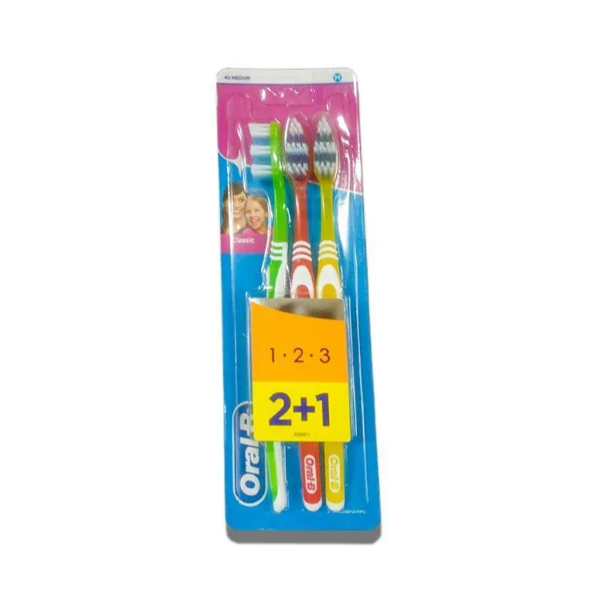 Oral B Classic Toothbrush Medium 2   1