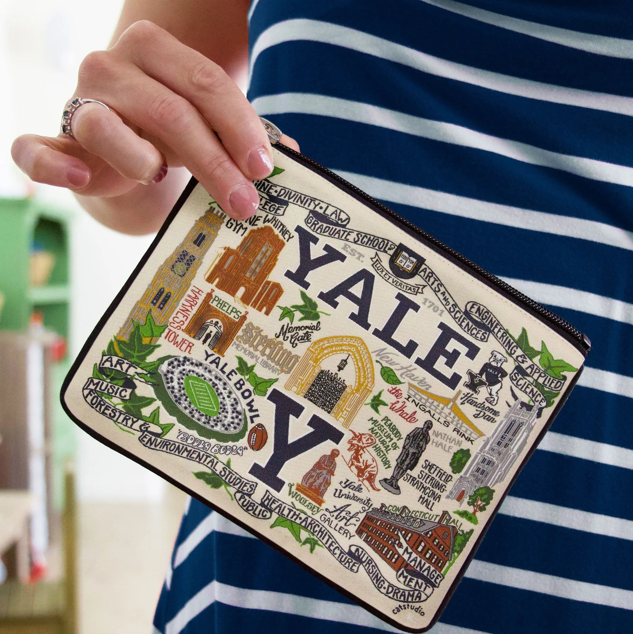 Yale University Collegiate Zip Pouch